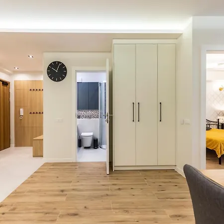 Debowy Zakatek Apartman *