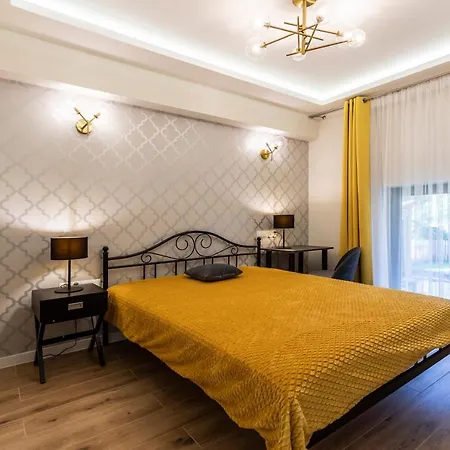 Debowy Zakatek Apartman *